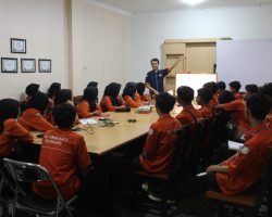 KUNJUNGAN INDUSTRI 2